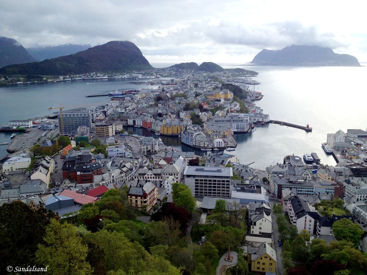 Møre og Romsdal - Ålesund - Utsikt fra Aksla Møre og Romsdal - Ålesund - Utsikt fra Aksla