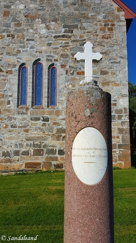 Oppland - Gran - Søsterkirkene - Mariakirken Oppland - Gran - Søsterkirkene - Mariakirken