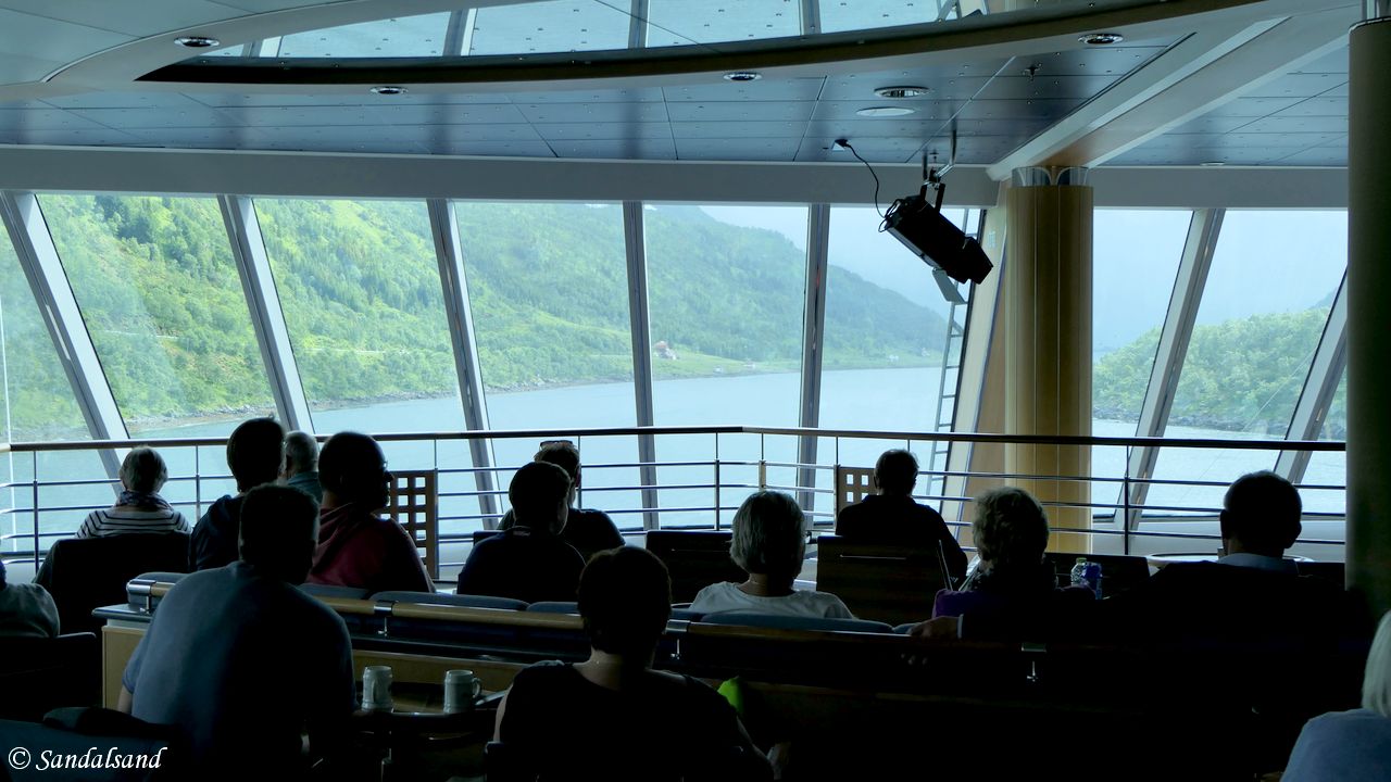 Nordland - Hadsel - Hurtigruteskipet Trollfjord - Raftsundet Nordland - Hadsel - Hurtigruteskipet Trollfjord - Raftsundet